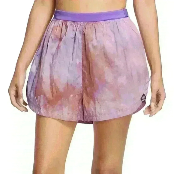 NEW! Nike Women's L Mid-Rise 3" Brief-Lined Trail Running Shorts NWT $75 - Picture 1 of 4
